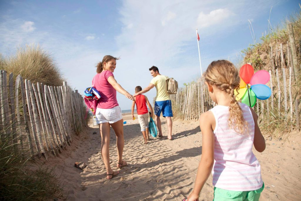 Beachside Holiday Park in North Wales – Luxury Vacations for Family and Friends