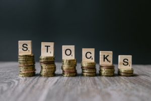 How to Deal with Share on the Stock Market?