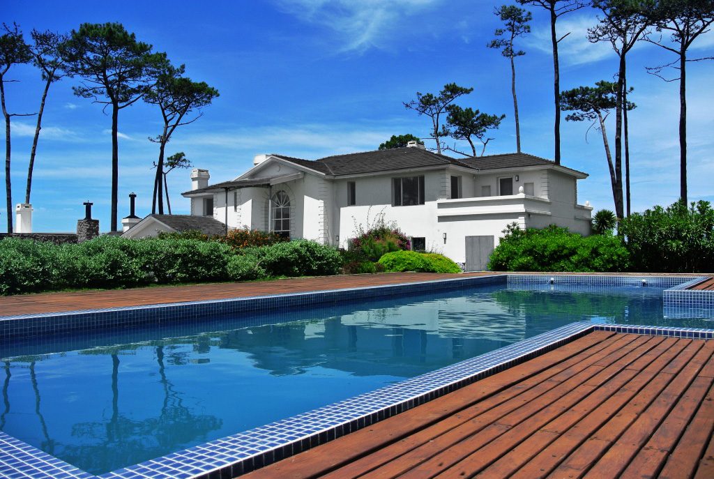 What Should You Know About José Ignacio Uruguay?